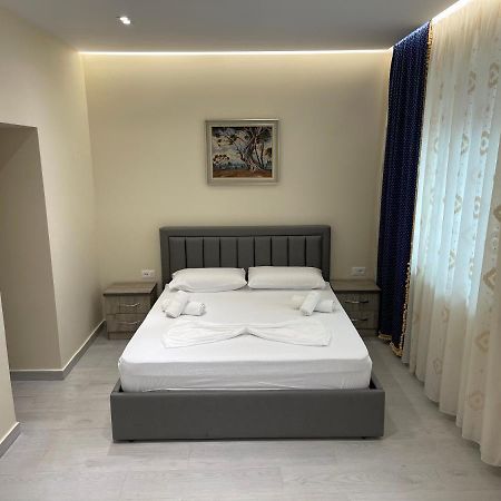 סרנדה Little Cozy Apartment 4 מראה חיצוני תמונה