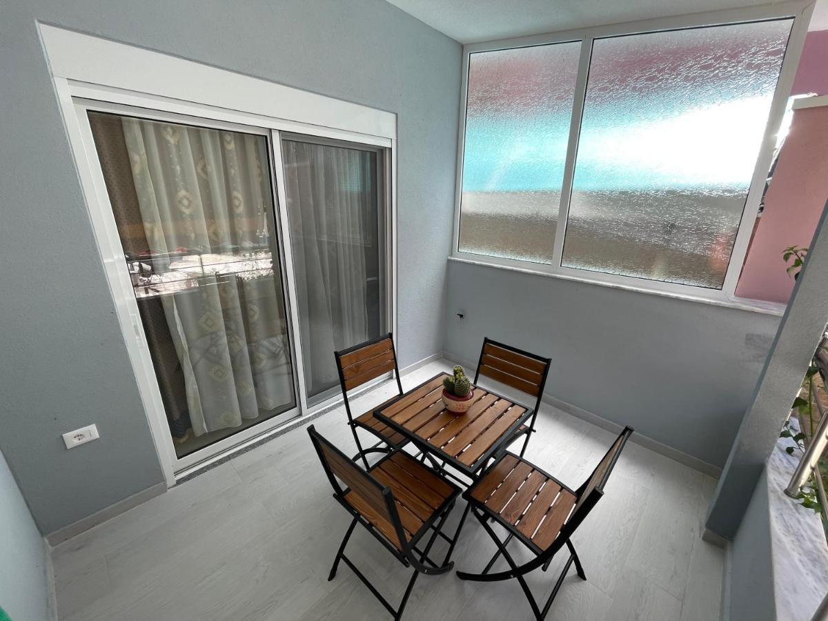 סרנדה Little Cozy Apartment 4 מראה חיצוני תמונה
