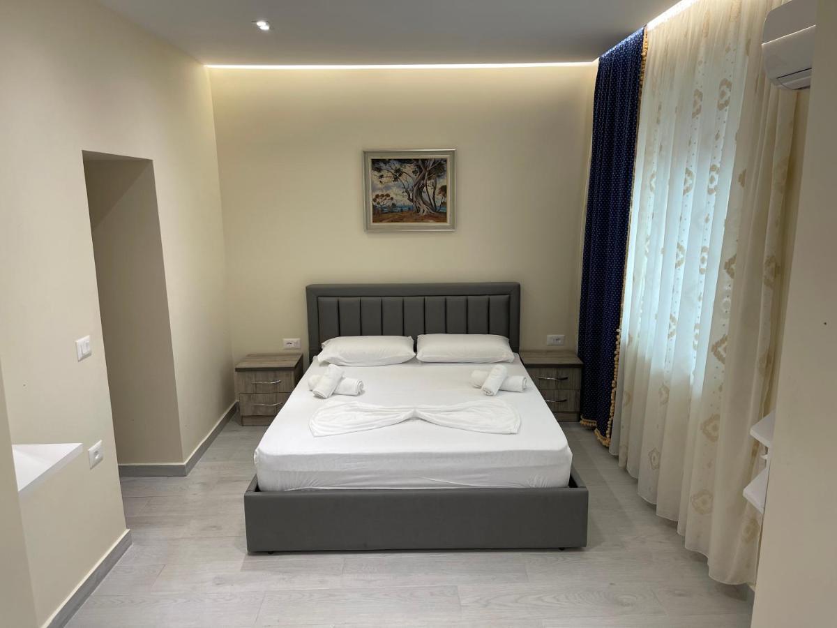 סרנדה Little Cozy Apartment 4 מראה חיצוני תמונה